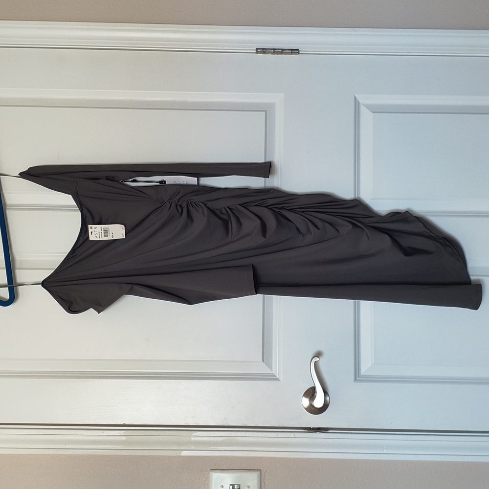 NWT. ASTR Women's Dress